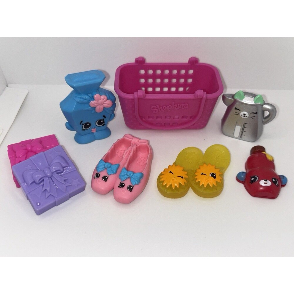 Shopkins Toys McDonald's Moose Lot of 8 2013 2015 Basket